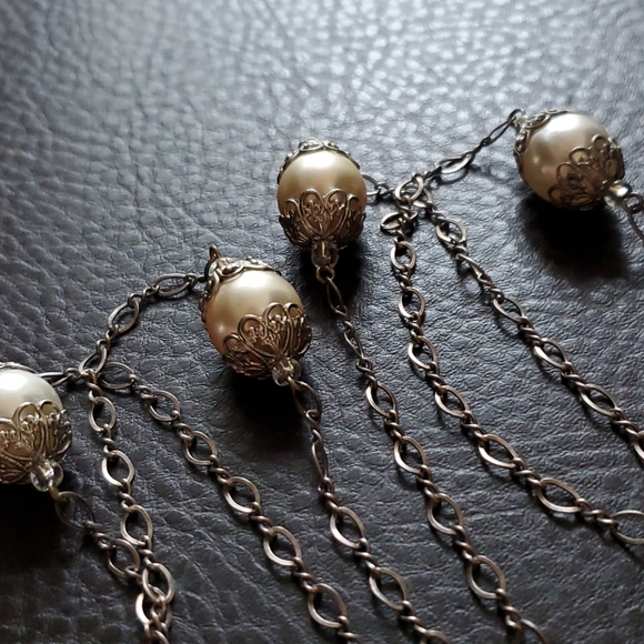 Sterling silver Iris Lane necklace - Picture 5 of 10